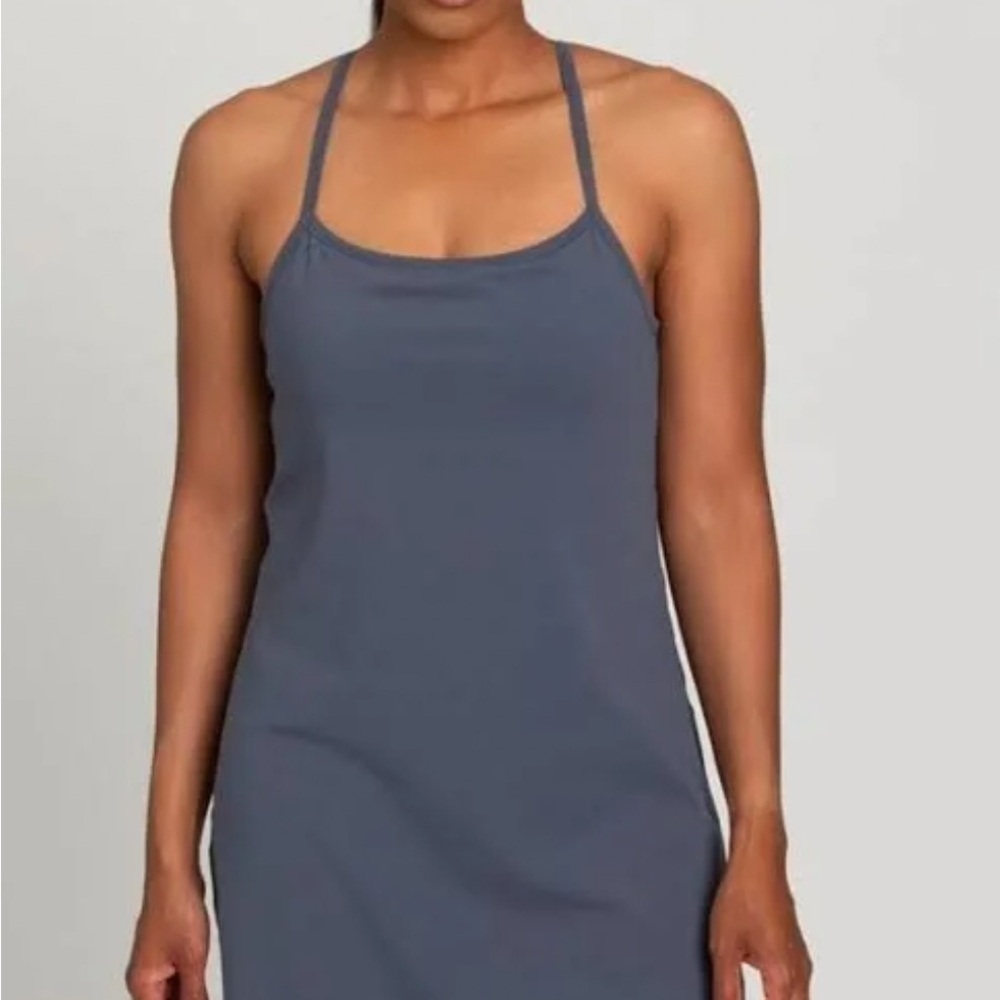 Gold Hinge Storm Active dress NWT small